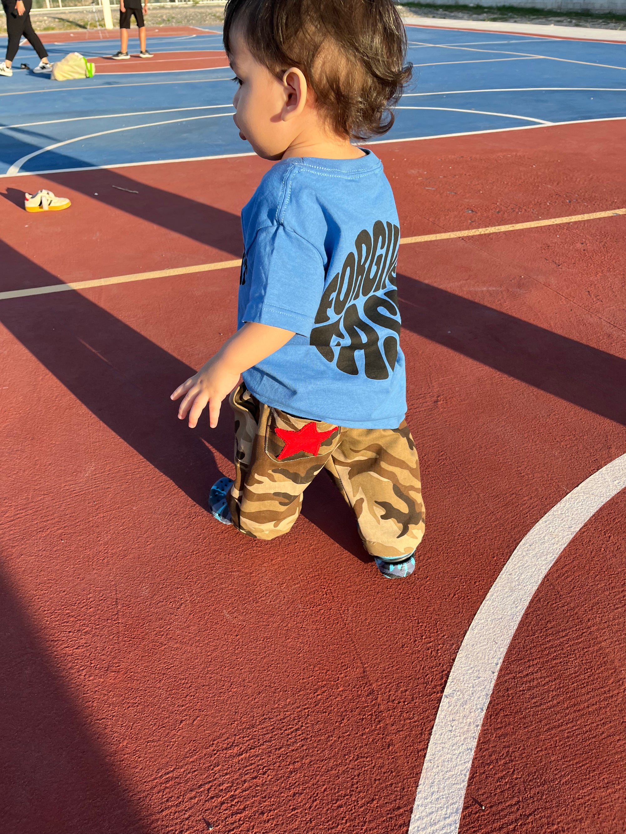 Pantalón de niños "Camuflaje con estrella"